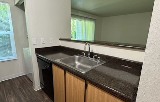 1 bed, 1 bath, 576 sqft, $1,549, Unit K201
