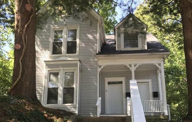 114 N EWING AVE