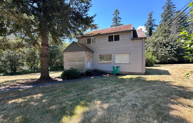 Lewis & Clark Graduate/Law Students ONLY