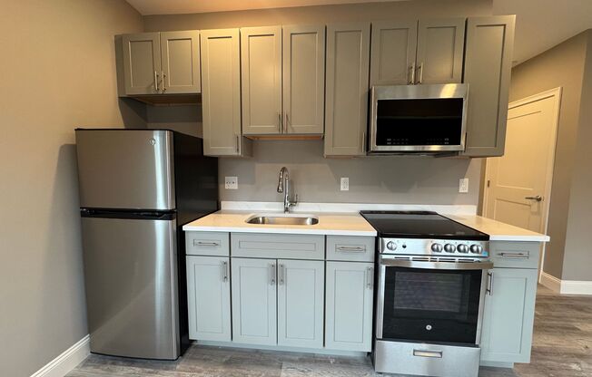 Studio, 1 bath, $1,850, Unit 304