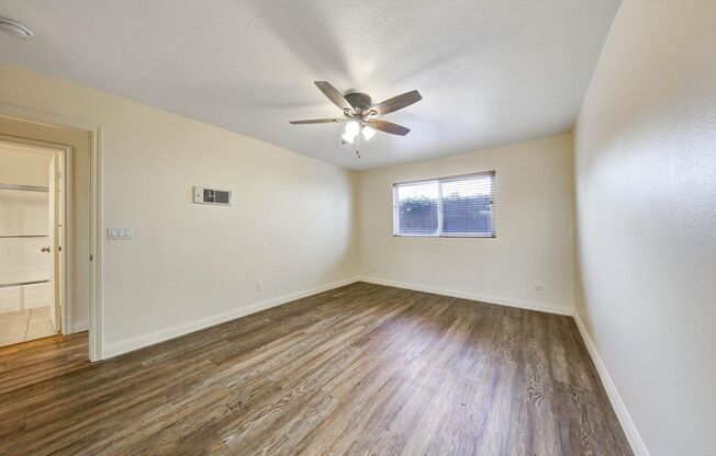 2 beds, 1 bath, $2,095, Unit # 47