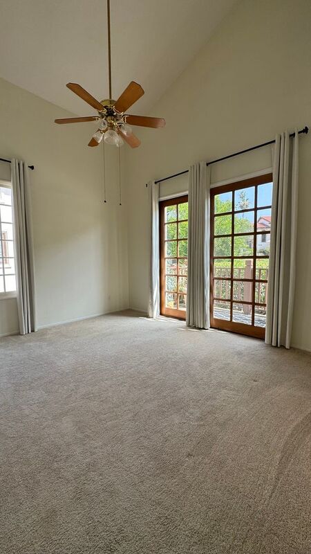 452 E BOUGAINVILLEA LN