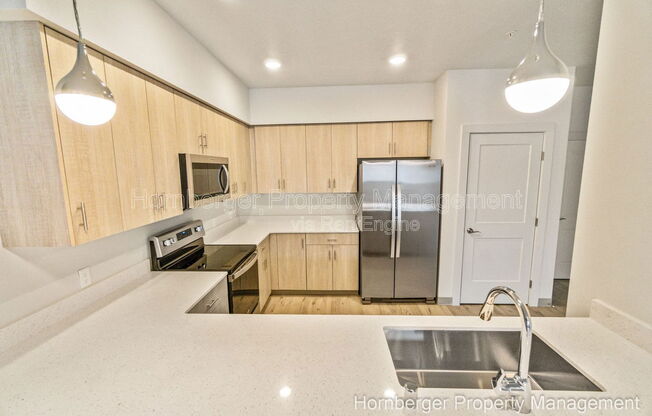 1 bed, 1 bath, 1,003 sqft, $1,450, Unit A206