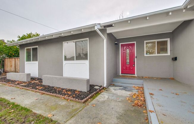 Excellent 4 bed 2 Bath Home!