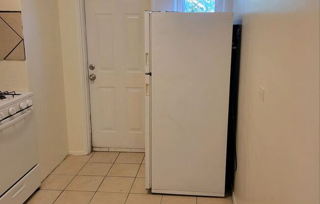 Paris Properties,LLC