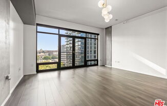 1 bed, 2 baths, 1,200 sqft, $3,495, Unit 716