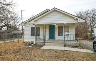 818 E Frank - Cozy home in East Norman.