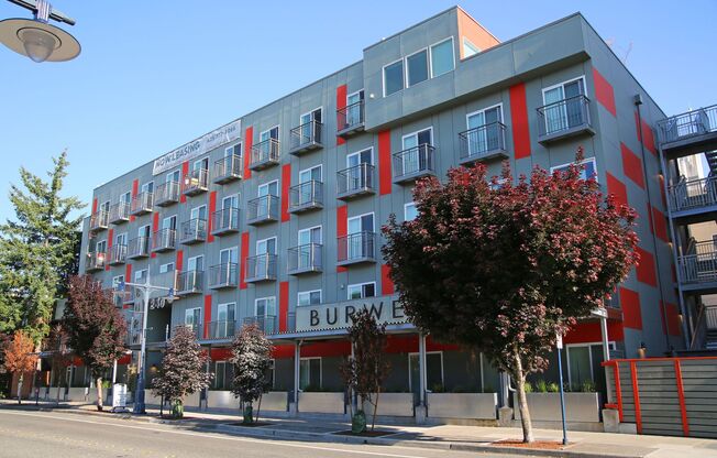 Welcome to Harborside Flats