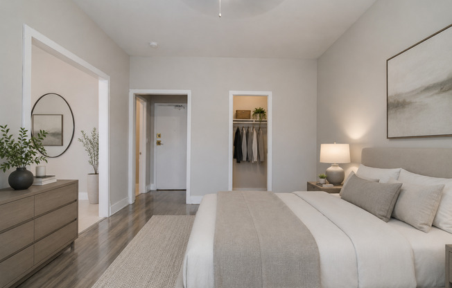 8th Street Apartments | Gorgeous Newly Remodeled One Bedroom and Studios