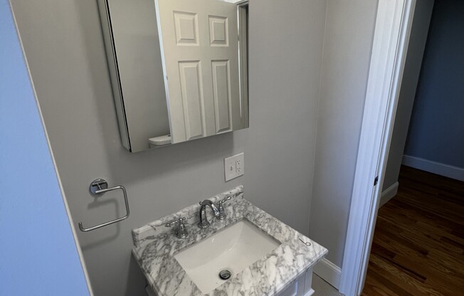 2 beds, 1 bath, $4,195, Unit 6