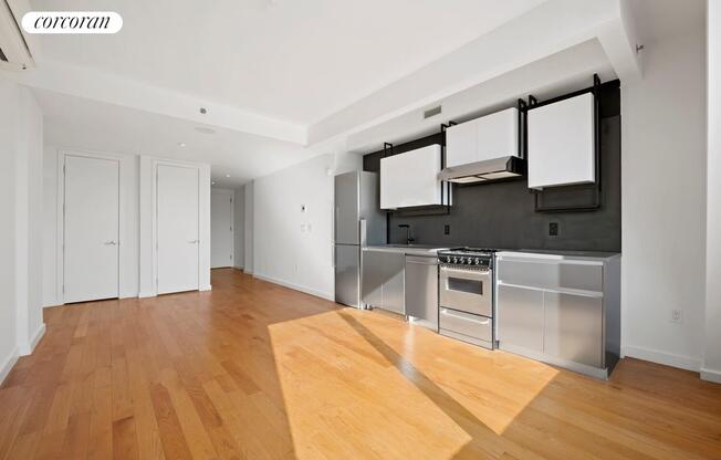 Studio, 1 bath, $2,767, Unit 432