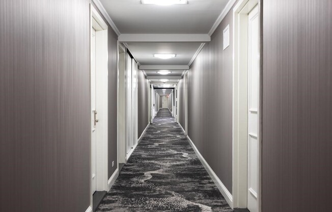 1 bed, 1 bath, 740 sqft, $3,400, Unit 10R