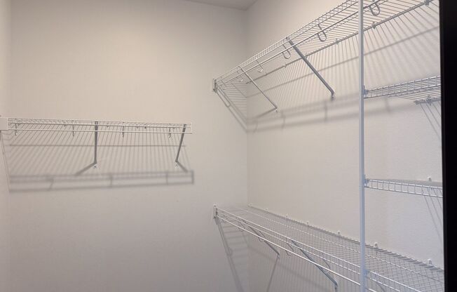 2 beds, 2 baths, 1,172 sqft, $1,695, Unit 204