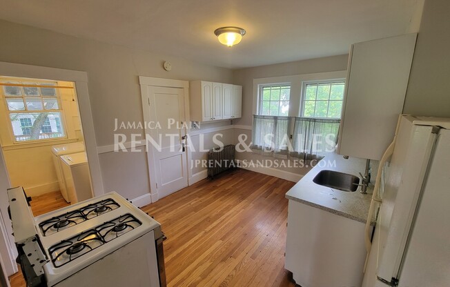 108 BOURNE ST