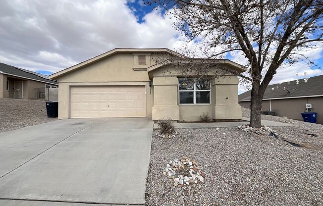 3 Bedroom Single Story Home Available Near Unser Blvd NW & Bandelier Dr!