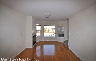 600 Portola Dr.