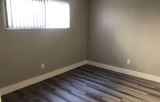 2 beds, 1 bath, 860 sqft, $1,825, Unit 10184D