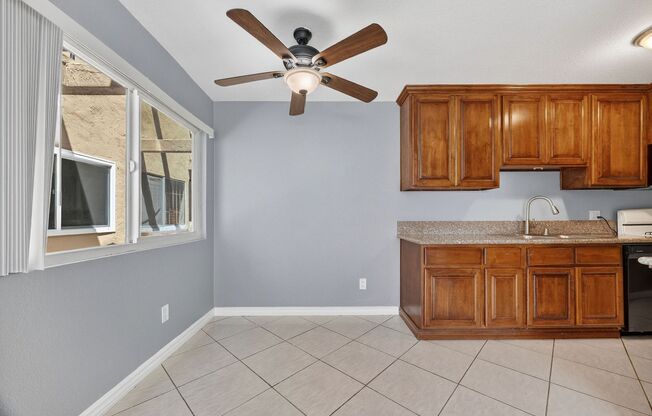 Spacious 2 Bed/ 1 Bath For Rent in Otay Mesa West Avail NOW!