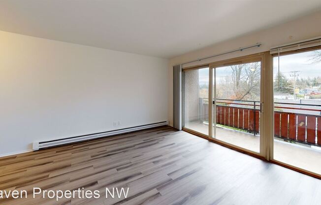 11233 Des Moines Memorial Drive S