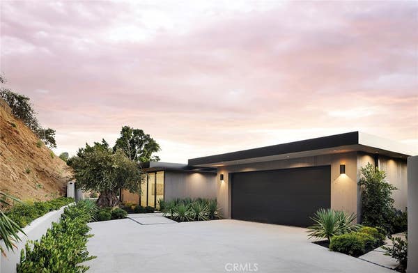 9015 ALTO CEDRO DR