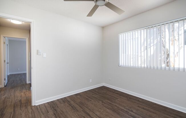 2 beds, 1 bath, 854 sqft, $2,895, Unit 07-02