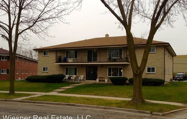 1305 - W. Granada