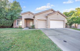 7685 Belle Rose Cir