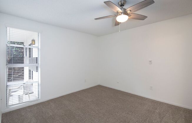 2 beds, 1 bath, $2,795, Unit C