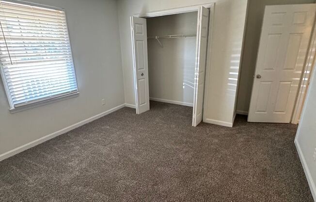 2 beds, 2 baths, 900 sqft, $1,038, Unit 203B