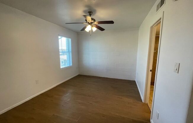 2 beds, 2 baths, 950 sqft, $1,250, Unit 534J