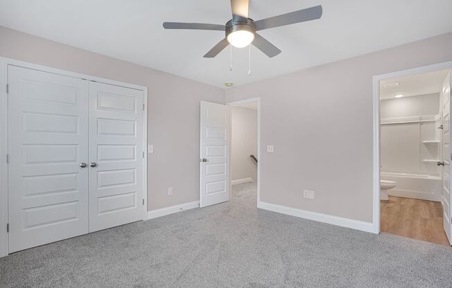 2 beds, 2.5 baths, 1,300 sqft, $1,400, Unit 35