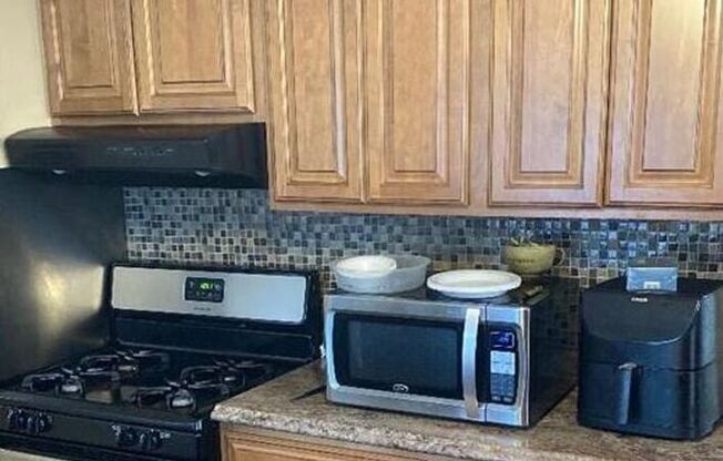 3943 MARSEILLE RD