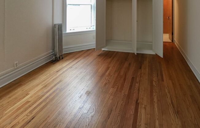 5440-42 N Winthrop Ave