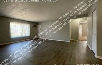 814 W WALNUT ST