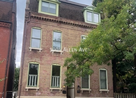 1004 ALLEN AVE