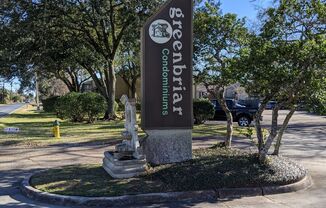 Greenbriar Condo for Rent!!!