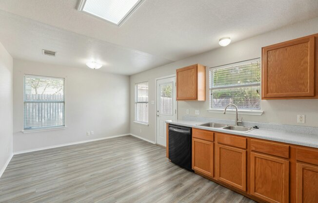 113 MATTHEW DR
