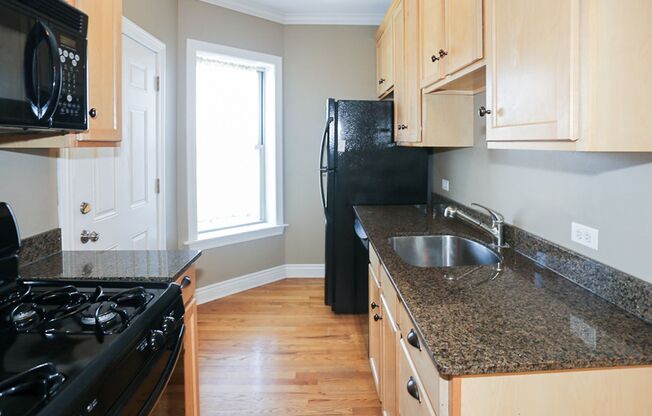 2 beds, 1 bath, 650 sqft, $2,650, Unit 1210WAV3