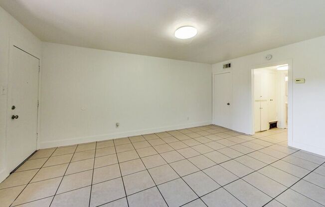 1744 27 AVE