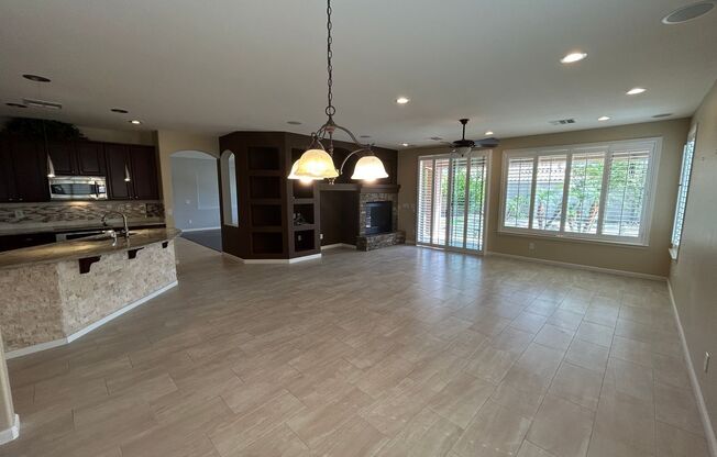 3 beds, 2.5 baths, 2,602 sqft, $2,799