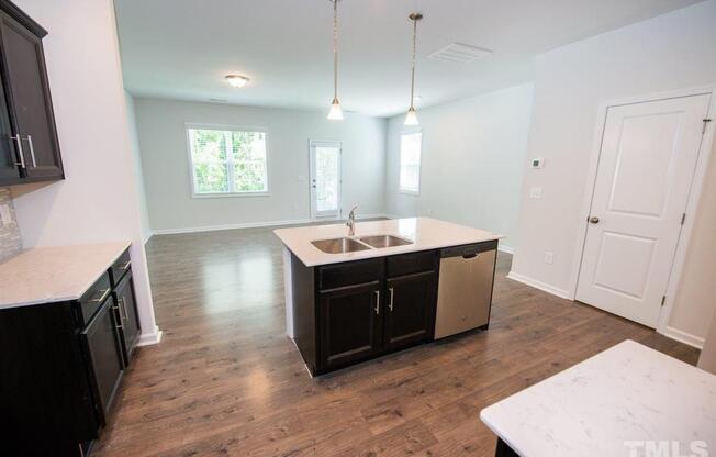 3628 WATER MIST LN