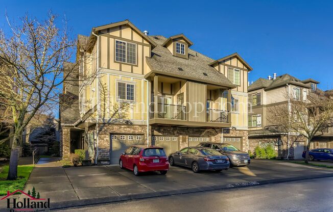 ** SPECIAL DISCOUNT on the first month's rent! ** Spacious 2 Bed, 2.5 Bath Condo with Brand New Carpet – Prime Hillsboro Location