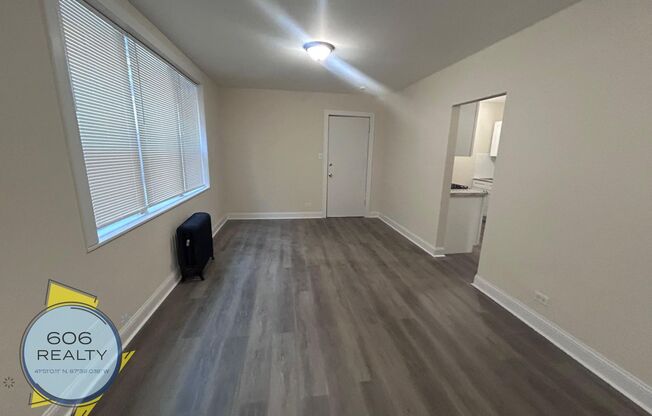 Studio, 1 bath, $850, Unit 5011-20