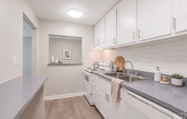 2 beds, 1.5 baths, 976 sqft, $1,400, Unit 2006-19