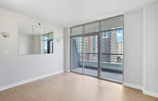 2 beds, 1 bath, $3,000, Unit # 1003