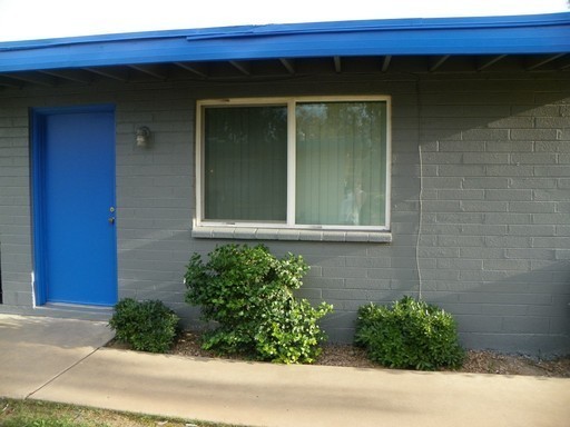 1033 S. Mariana St.