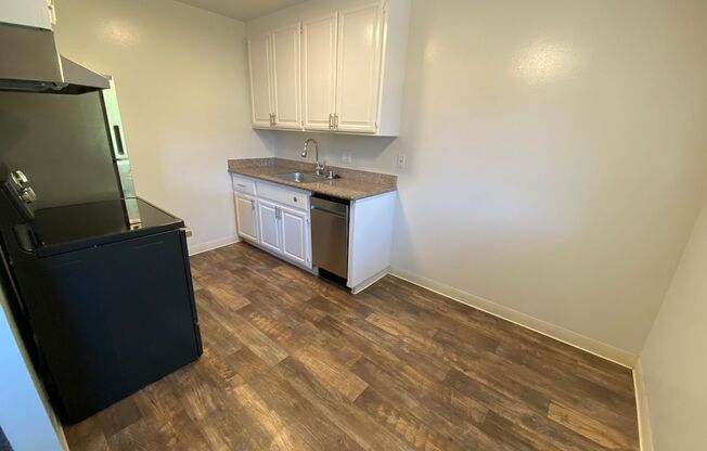 1 bed, 1 bath, 614 sqft, $1,895, Unit 48