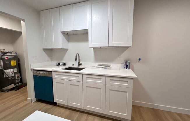 620 5 AVE W