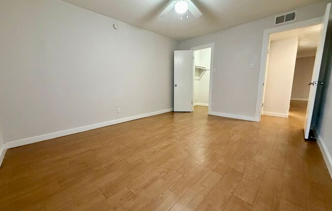 2 beds, 1 bath, 900 sqft, $1,145, Unit LAW13-106