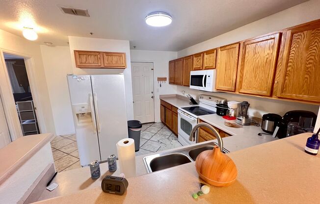 Bright and Spacious 2 Bd 2 Bath Condo